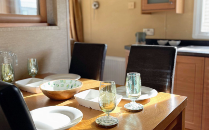 Springwood Holiday Park - BK Bluebird - Sheraton -