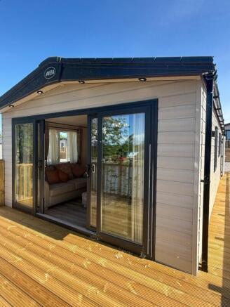 Holiday Home For Sale at woodleigh Caravan Park