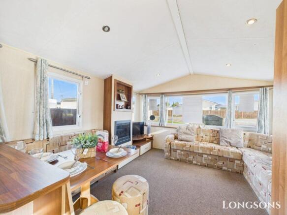 Cam02173g0 Pr0274 Still036