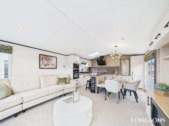 Cam02173g0 Pr0277 Still006