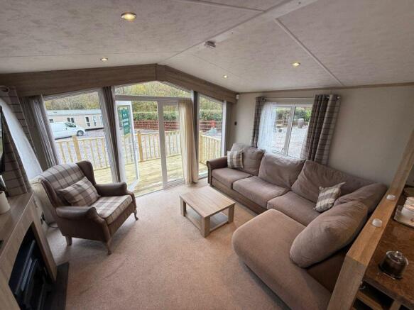 Whatsapp Image 2025 11 11 At 12.39.57 Fe9167d8.jpg