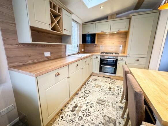 20251014 160158179 Ios.jpg