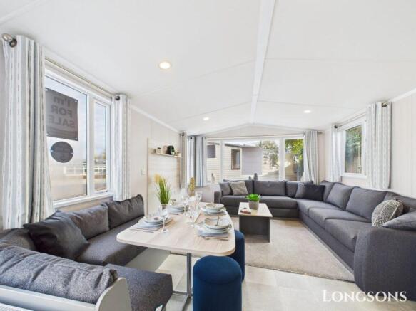 Cam02173g0 Pr0278 Still013