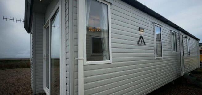 Atlas Debonair 2021 Seal Bay Resort 1.jpg