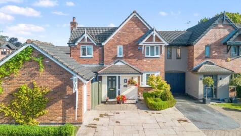 Deacons Close, Croft, WA3