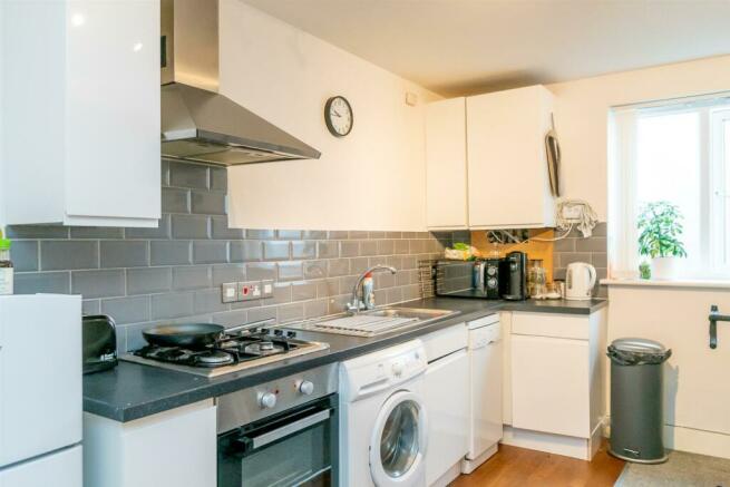 Open Plan Living Room/Kitchen