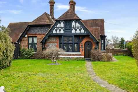 Shirley - 6 bedroom detached house for sale