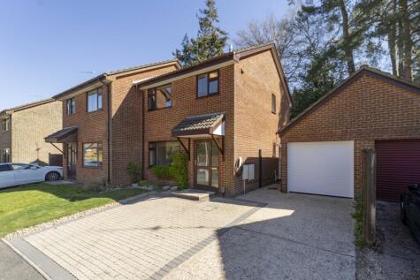 Ref: RE - Wentworth Drive, Broadstone, BH18 8EG