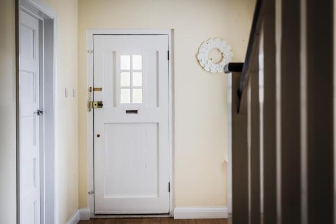 Entrance hall 2.jpg