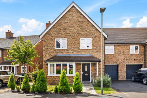 Ref: SB - Reeves Crescent, Westvale Park, RH6 8NJ