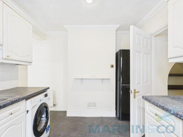 Kitchen pic 2