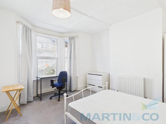 Bedroom 4 Pic 2