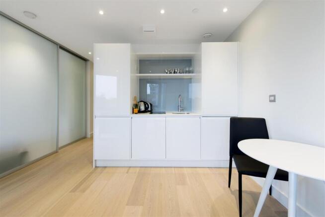 Kitchen 1.jpg