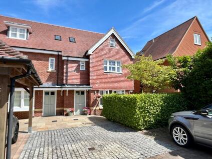 Forest Road, BRANKSOME PARK, BH13