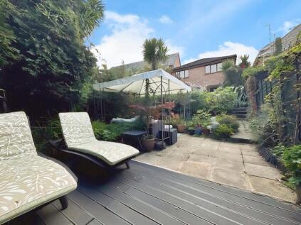 Wayne Road, PARKSTONE, BH12