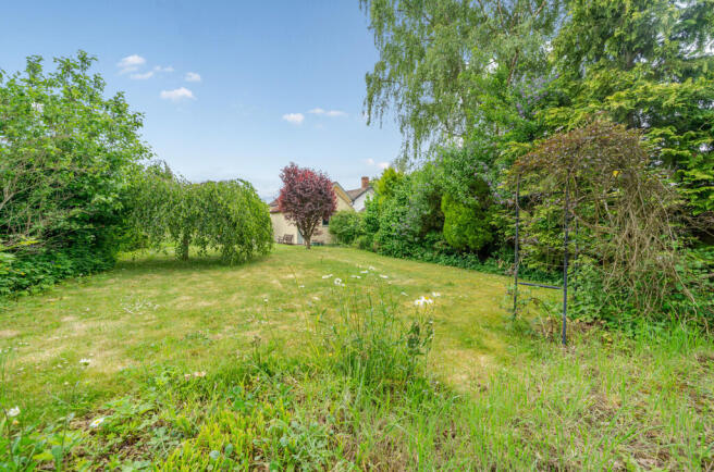 1300251-2-683865a...