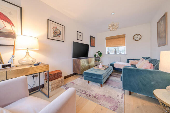 1404590-10-697c8a...