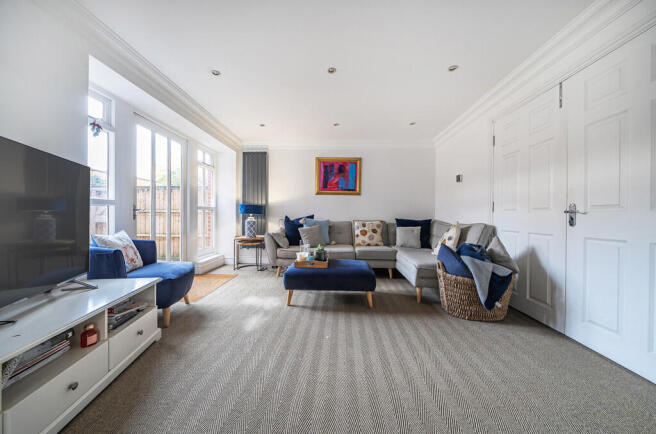 1393368-6-6967b67...