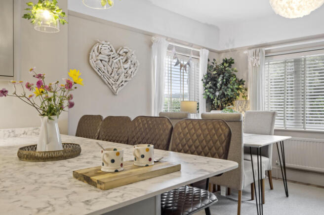 Kitchen/Dining