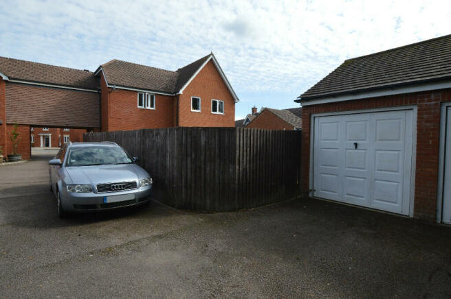 Garage & Driveway