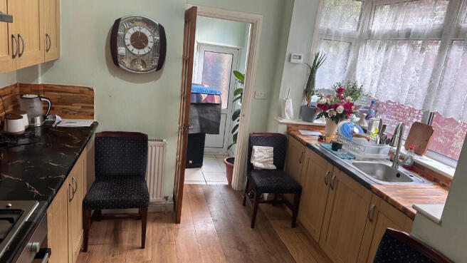 Fitted Kitchen