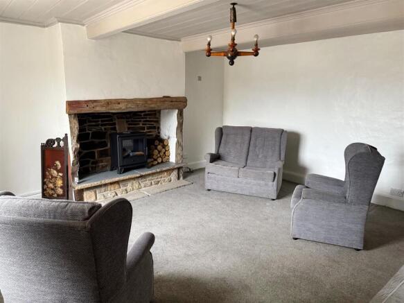 lounge 1a.jpg