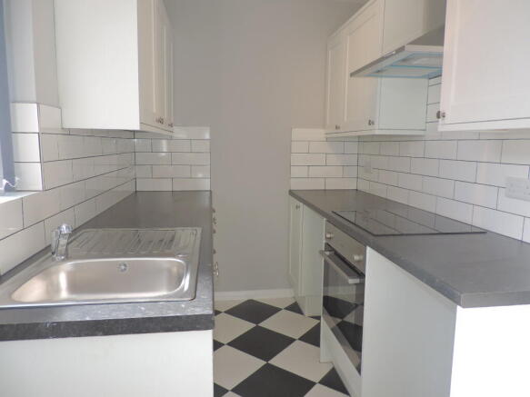 Mdern fitted gallary kitchen..