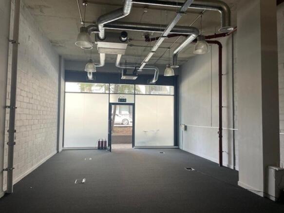 Nove 2025  photo 2.jpg