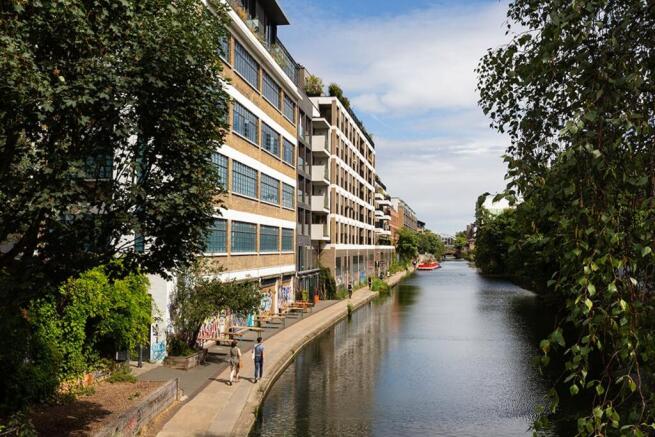 50 De Beauvoir Crescent 29.jpg