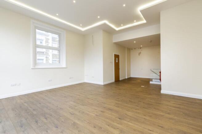 181185 Earls Court Road 3.jpg