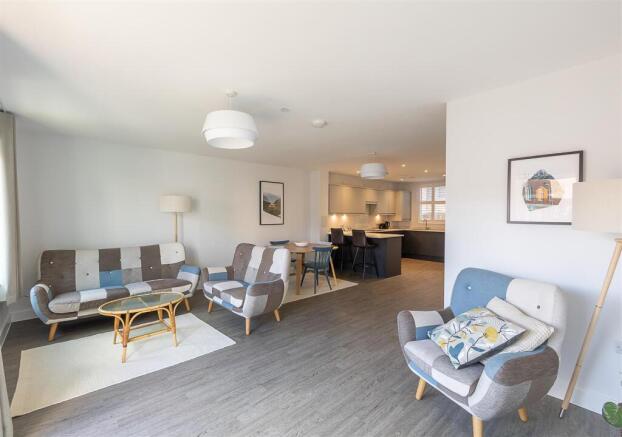 Open Plan Reception