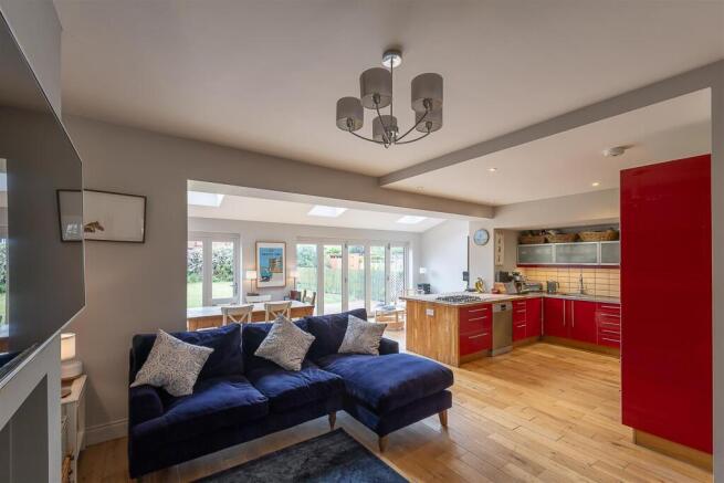 Kitchen/Diner & Family Room