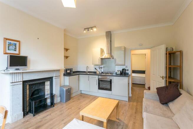 Lounge/ Kitchen Reception