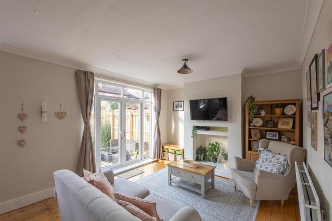 Open Plan Kitchen/Diner & Living Space