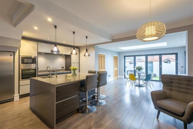 Open Plan Kitchen/ Reception