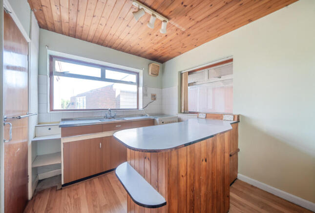 1347293-7-68bee4b...