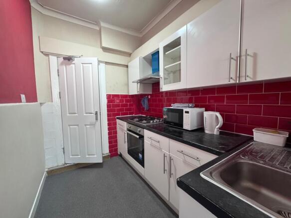 Kitchen - E10 (1)