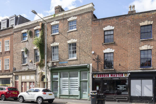 Flat 3, 111b West...