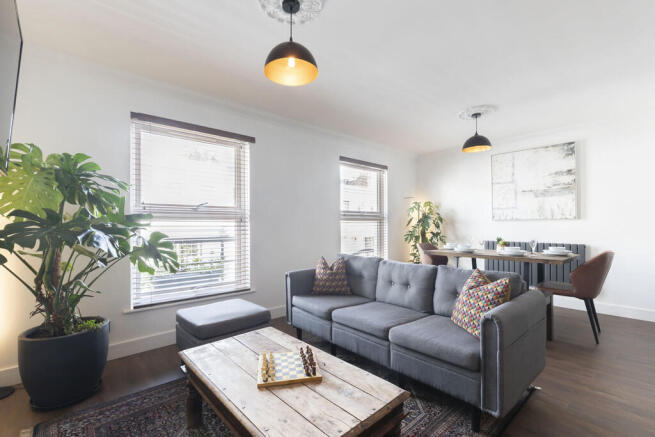 32 Grosvenor Plac...