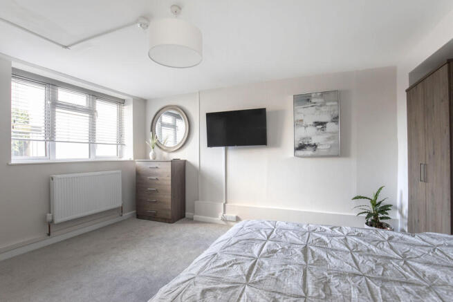 Flat 2, 133 St Ge...