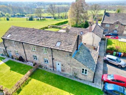 Barnsfold Road, Marple, Stockport, Cheshire, SK6 7JB