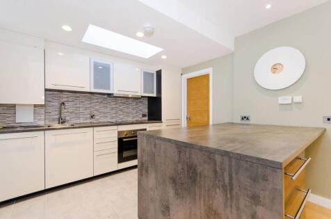 Headstone Gardens, Headstone, Harrow, HA2