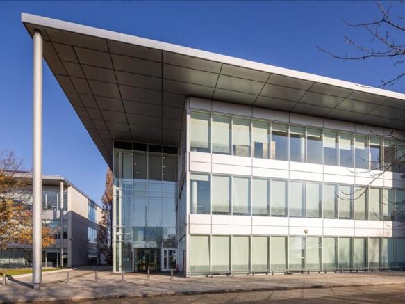 240 Bath Road  Slough 2.JPG