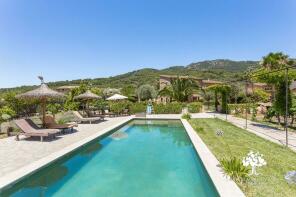 Photo of Your rustic family home with pool and vineyard in Binairaix