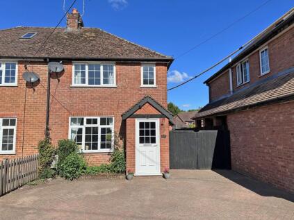 Beech Tree Road, Holmer Green, High Wycombe, Buckinghamshire, HP15