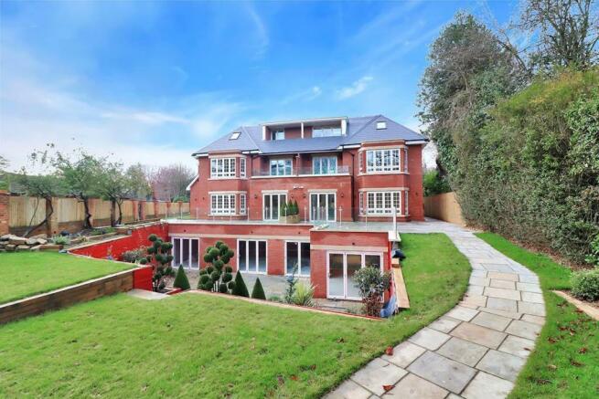 2 Bedroom Apartment For Sale In Penn Road Beaconsfield Hp9 Hp9