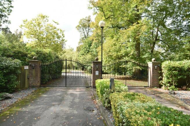 Gated Driveway