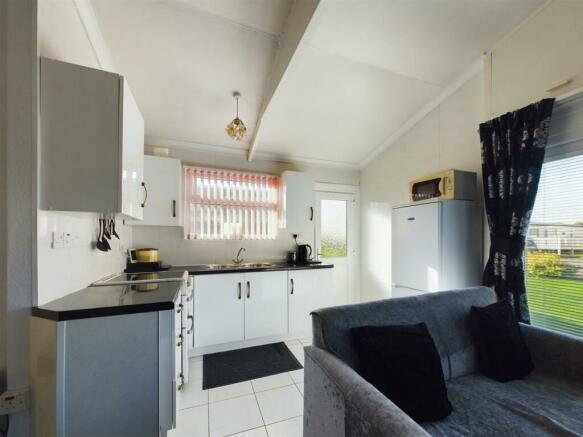 Open Plan Kitchen/Reception Room