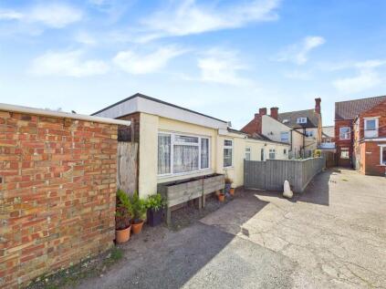 Victoria Road, Mablethorpe
