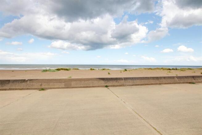 View to front aspect